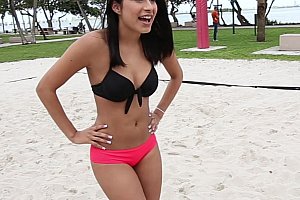 一级黄色小美女和老人