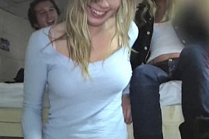 l亚洲jizzjlzz妇女野外