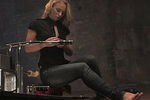 chinese中国农村女人野外淫荡